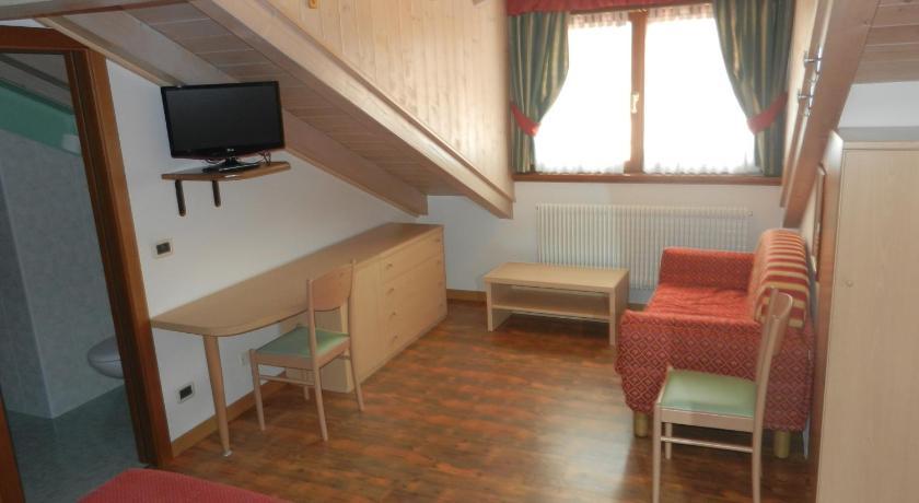 Maffei Hotel Pinzolo Habitación foto